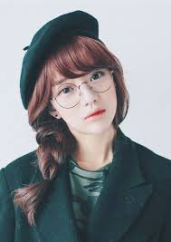 Pin By J On Korean Girl Korea Fashion Circle Glasses Glasses Fashion Favorite Hairstyles