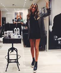 Belen Hostalet Streetstyle Unpasomas Summer Winter Lookoftheday Shoes Fashion Style Fashion Idol Street Style Contact outfit fashion on messenger.