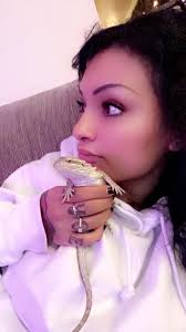 Good morning everyone, I'd like to introduce Blue!!! #babyblue Christopher  Honeysett