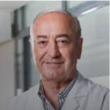 Prof Dr Erol Yildirim Izmir Da Goz Hastaliklari Alaninda Hastalarina Saglik Hizmeti Vermektedir Doktorlar Tibbi Gozler