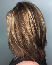 Gorgeous Face Framing Medium Length Hairstyles For 2019 Medium Layered Haircuts Medium Hair Styles Long Hair Styles
