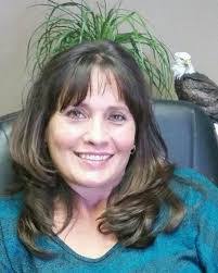 Jennifer Shoemake's Instagram, Twitter & Facebook