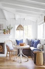 Buy home & garden online and read professional reviews on. 19 Kitchen Banquette Ideas Banquette Seating Ideas For Your Kitchen
