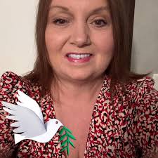 Where is the best place to eat seafood that won't break the bank in  Pensacola?