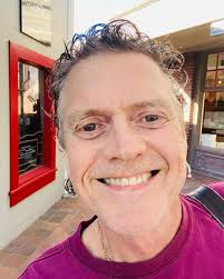 Happy 61 birthday to the legendary Def Leppard drummer Rick Allen!