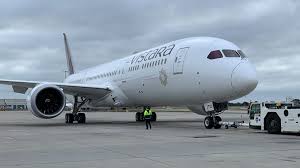 I'd wished vistara/boeing had a tail cam on the plane for. First Look Vistara B787 9 London To New Delhi Business Traveller