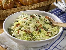 Krautsalat Das Einfache Grundrezept Lecker Krautsalat Salat Rezepte