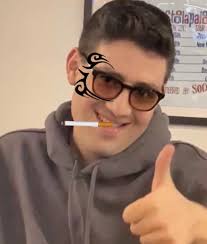 Garrett Rupp (@grupplestilskin)