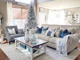 There are so many different scents you can use to fill the air with a delightful holiday smell. Instagram Christmas Decorating Ideas Home Bunch Interior Design Ideas Farm House Living Room Farmhouse Decor Living Room Blue And White Living Room