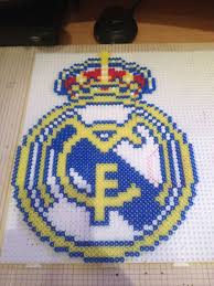 Escudo Del Real Madrid 3d Hama Beads Punto De Cruz Patrones Abalorios Hama Patrones