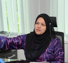 Yang berhormat dato' nolee ashilin mohammed radzi, perak state exco for tourism, arts, culture, multimedia and communications, in officiating the event, praised qiup for the role it has played in bringing perak to the forefront of education. Yb Dato Nolee Ashilin Binti Mohammed Radzi Gaya Travel Magazine