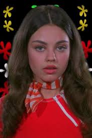 Pin By Derya On Beauty Jackie That 70s Show That 70s Show Pretty People