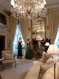 Paris Ralph Lauren Flagship Store With Crystal Chandeliers Silky Curtains And Gold Le Ralph Lauren Home Living Room Boutique Interior Luxury Mansions Interior