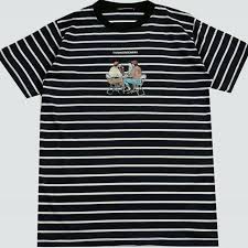 Bagi para hijabers, kalian juga perlu inspirasi untuk memadukan warna jilbab yang cocok dengan baju hitam dan putih. Promo Kaos Distro Thanksinsomnia Salur Baju Lengan Pendek Belang List Hitam Putih Termurah Shopee Indonesia