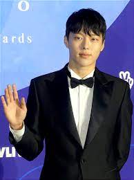 Initially beginning a career in the modelling industry, jang debuted . Jang Ki Yong Wikipedia