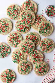 My recipe for sugar cookies promises flavorful cookies with soft centers and crisp edges. 5kceakjk4xpq2m