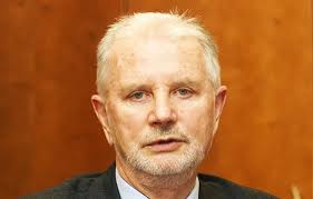 Zaměstnanci pražského DP odvolanému řediteli věří, píší primátorovi