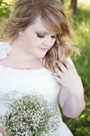 Plus Size Hair Updo Bridal Poses Bridal Portraits Bridal Shoot