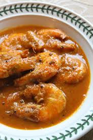 Tapi waktu terbaik untuk mendapatkan udang galah adalah pada musim kering (tiada hujan sebelumnya). Resepi Gulai Kuning Udang Galah Grant Morris