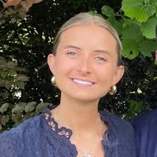 After a couple of months off work, 2 amazing holidays and a lot of  decorating and dog sitting, I'm excited to say that today marks my first  day as Resourcing Partner at