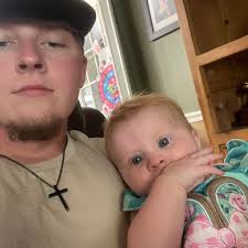 looking for someone to do a customized cake in Shelbyville, TN before  December 13?