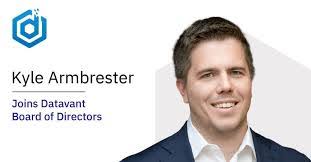 Angela Tusing's Instagram, Twitter & Facebook