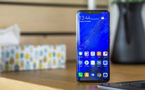 More on that later), but it has a bigger, better screen, a faster processor, better water resistance, a bigger battery, and wireless charging. Huawei Mate 20 Pro Review Design And Spin