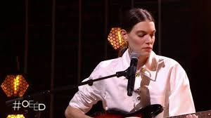 Guy et moi, nous ___ encore quand charlotte et thomas ___. Meaningless Par Charlotte Cardin On Est En Direct 13 Mars 2021 Oeed Youtube