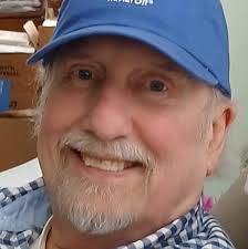 Bottle Rockets" moved into the top 5 at country radio this week! 🎆🎆🎆