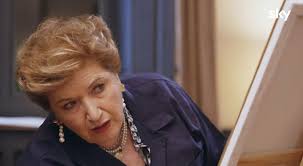 Quelle brave ragazze, il modello Simon muscoloso in slip: la sorprendente  reazione di Maionchi, Laurito e Sandra Milo