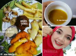 Dan jarang sekali kita menggunakan kunyit untuk tambahkan segelas air dalam wadah, lalu masukkan setengah sendok teh kunyit, teh ajwain, teh jahe parut. Resepi Air Kunyit Dan Manjakani Resepi Lezat