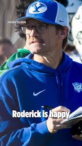 Siblings Travis Hansen, Heather Stroshine, and Hollie Rosen join Lauren  McClain