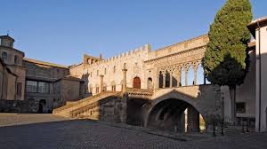 12 posti a tempo indeterminato di dirigente amministrativo, indetto in forma aggregata tra l'asl di viterbo, l'asl di latina e l'asl di frosinone cosi' ripartiti: Viterbo Bagnaia A Full Day Excursion From Rome Walks Inside Italy