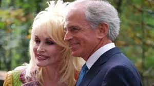 The Crown' star Josh O'Connor dating 'Saltburn' actress Alison Oliver