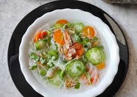 Resep semur tahu terbilang salah satu resep makanan yang cukup mudah untuk dibuat. Step By Step Mengolah 23 Sop Oyong Bihun Gambas Bihun Yang Sedap Best Recipes