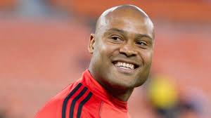 Robbie Russell, former MLS defender, describes his life as an ER intern in  era of COVID-19