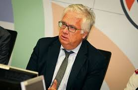 Eduardo arménio do nascimento cabrita (26 september 1961, in barreiro) is a portuguese legal professional and politician, acting as minister assistant in the cabinet of prime minister antónio costa. Quem E Quem No Maior Governo De Sempre Com 70 Ministros E Secretarios De Estado Politica Jornal De Negocios