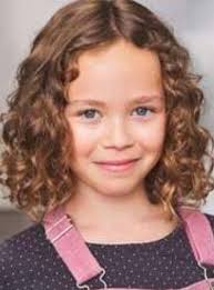 Get to know 10-year-old, Alice Halsey, who is new Rachel, give her a warm  welcome