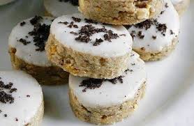 Putarkan mentega dengan gula hingga kembang. Resepi Biskut Raya Milky Oreo M9 Daily Resepi Viral Terkini