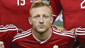 László kleinheisler is a hungarian professional footballer who plays as a midfielder for croatian football club osijek. Laszlo Kleinheisler Vs Georgios Efrem Compare Two Players Stats 2021