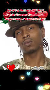 Robert Skillen's Instagram, Twitter & Facebook