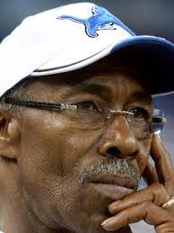 Lem Barney's Instagram, Twitter & Facebook