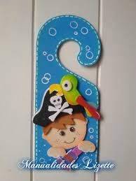 Decoracion Infantil Colgador Pirata Hecho A Mano Por Manualidadeslizette En Dawanda Crafts For Kids Crafts Country Paintings