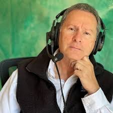 Mitch Winick (@MCLiPadDean)