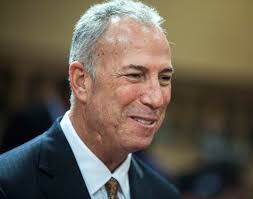 Steve Wolfson's Instagram, Twitter & Facebook