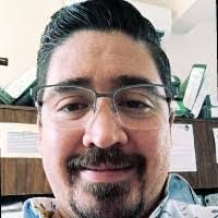 Eric Chavira's Instagram, Twitter & Facebook