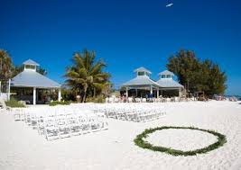 Images House On Anna Maria Island Beach In 2020 Beach Wedding Locations Anna Maria Island Dream Beach Wedding