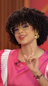 📚🎉 ¡Hoy tenemos una cita en Hola Estudiantes! 🙌✨, Prepárate para  aprender, inspirarte y disfrutar con nosotros 🧠🎨🎶, 🕔 Sintoniza este  martes a las 5:00 p.m. por EduMásTV, canal 17 y canal 81 de ...