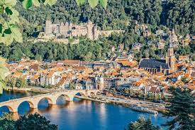 Vom schwarzwald bis zum bodensee gibt es wahre naturwunder, während die quirligen metropolen die wirtschaft an laufen halten. Schone Reiseziele In Baden Wurttemberg Die Besten Reisetipps