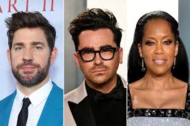 Dan levy / phoebe…, with scene descriptions. Saturday Night Live Sets John Krasinski Dan Levy And Regina King As Hosts